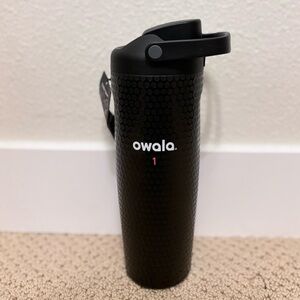 Owala 30 oz. FreeSip Sway Golf Travel Tumbler - Black